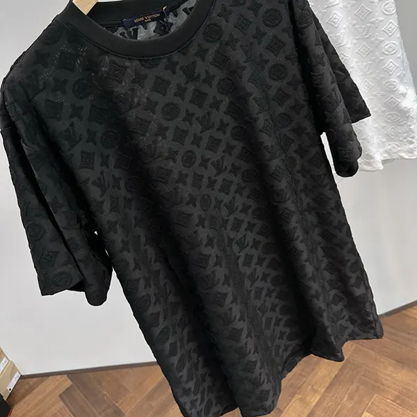 ルイヴィトン モノグラム フックアンドループ Tシャツ vua14707