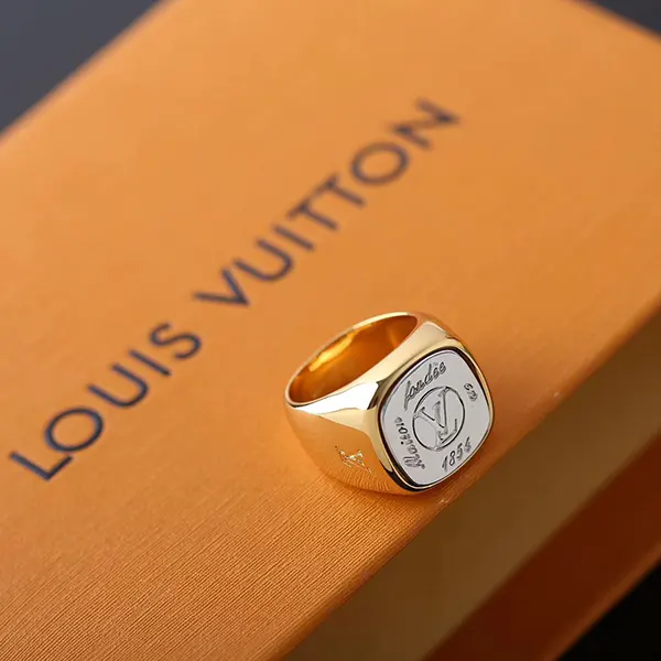 超人気☆ ルイヴィトン LV シグネット リング スーパーコピー vuq47758