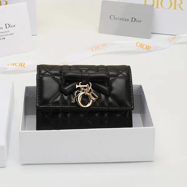 最新でオシャレ ディオール 激安 Lady Dior Lotus 3つ折り 財布 deh65162