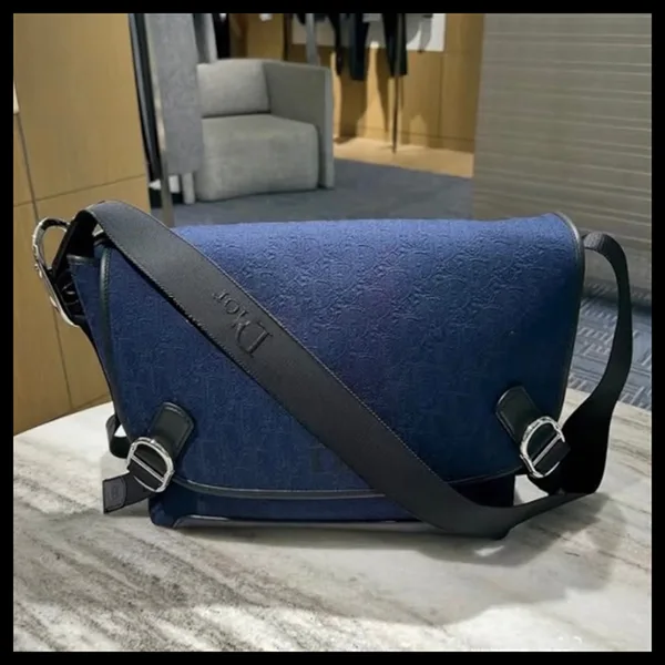 【クール♪】ディオール★ディオール ジェット メッセンジャーバッグ ミディアム H598