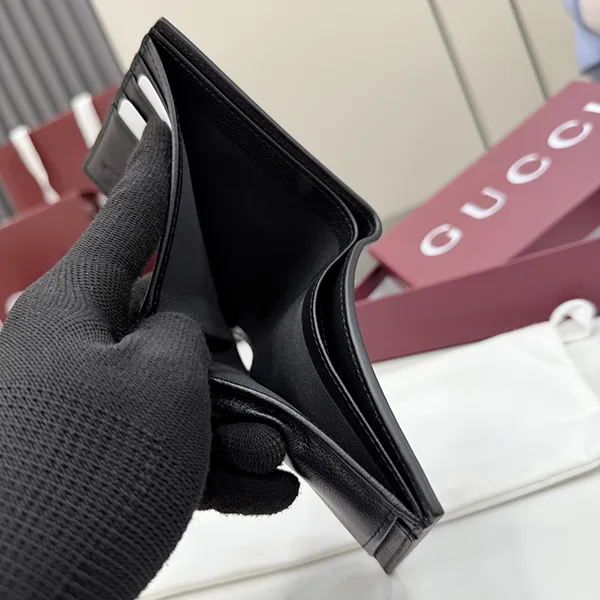 26SS新作 グッチ リラ コイン ウォレット 二つ折り財布 レザー 867325AAGA7