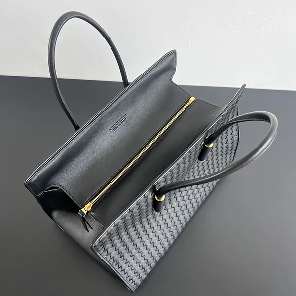 一目惚れ♪ボッテガヴェネタ☆Barbara Tote ラムスキン トートバッグ コピー 868327V5KD0
