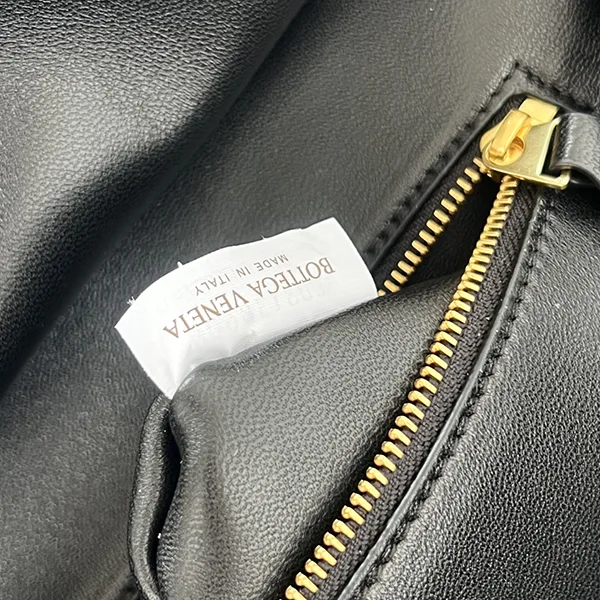 一目惚れ♪ボッテガヴェネタ☆Barbara Tote ラムスキン トートバッグ コピー 868327V5KD0