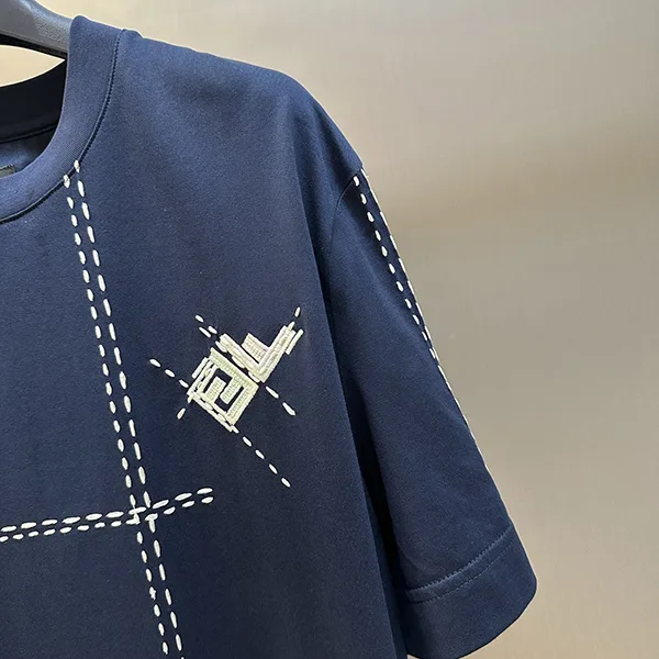 お洒落 フェンディ 青色のコットンTシャツ スーパーコピー few35872