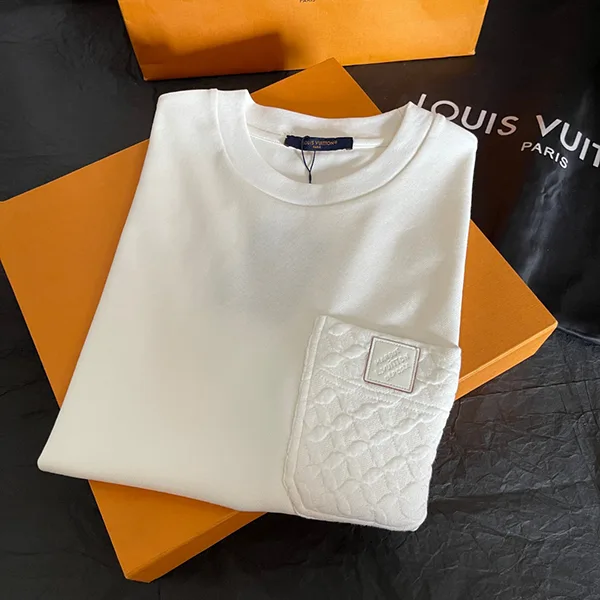 【シンプル綺麗◎】ルイヴィトンTシャツ スーパーコピー 1AIOF