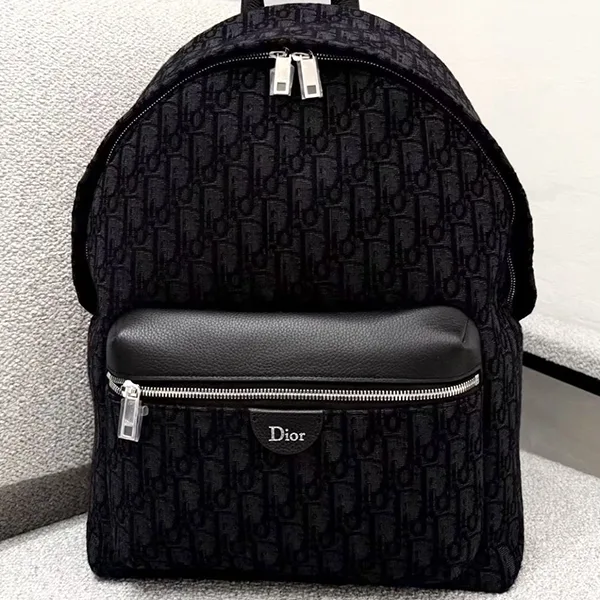 【使いやすい♪】ディオール★Rider ジップ付き バックパック DBBA26