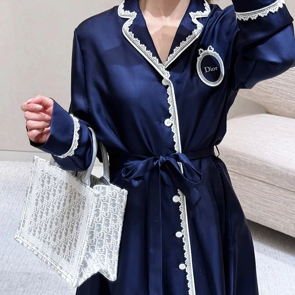 【刺繍が映える♪】ディオール★シャツドレス X5639