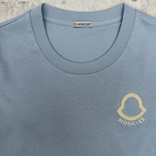 モンクレール N級品 ロゴ刺繍 半袖Tシャツ moh64374