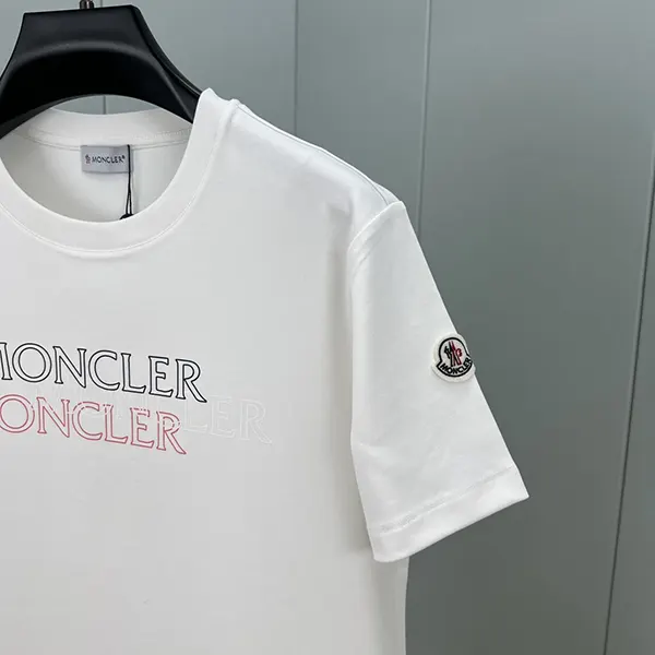 高級ブランド モンクレール ロゴ プリント クルーネック T シャツ mob02668