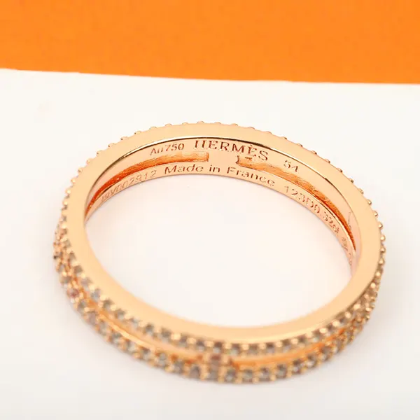 n級品 おすすめ エルメス《アリアンヌ》PM 激安 結婚指輪 erw84471