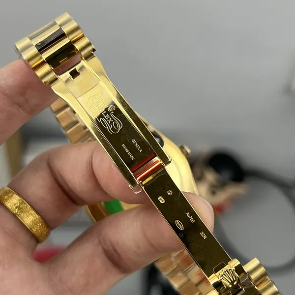 ロレックス N級品 デイデイト 40 オイスター イエローゴールド rox60818