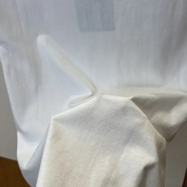 n級品 おすすめ ルイヴィトン デニムシグネチャーTシャツ コピー 白 ロゴ 刺繍 vut42387