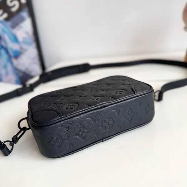 超人気☆ ルイヴィトン トロカデロ ウェアラブル ウォレット vuq38409