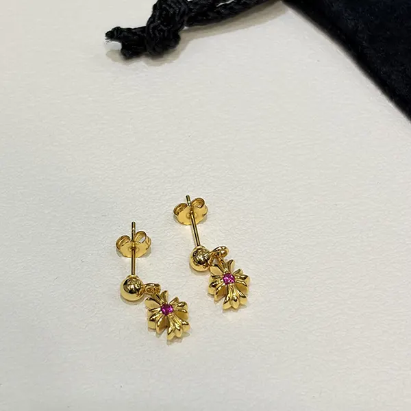 高品質 クロムハーツ タイニーE CHプラスドロップイヤリング Kum96864