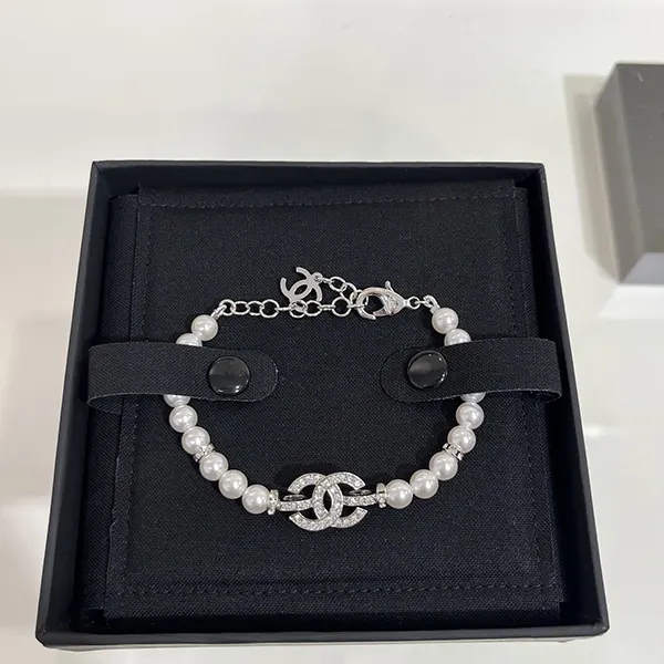 超人気☆ シャネル CCロゴ パール ブレスレット コピー shw01159