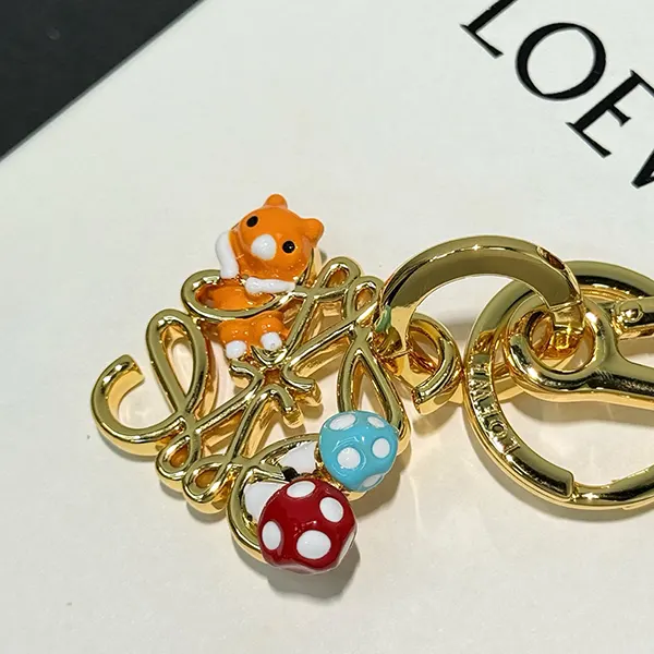 セール新作 ロエベ アナグラム キーリング コピー loa07413