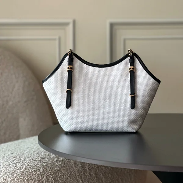 【シャネル】スモール ショッピング バッグ スーパーコピー かご トート ポーチ付 AS60