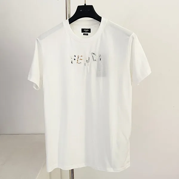 高品質♪♪♪フェンディ刺繍ロゴ 半袖Tシャツ コピー ホワイト feq63751