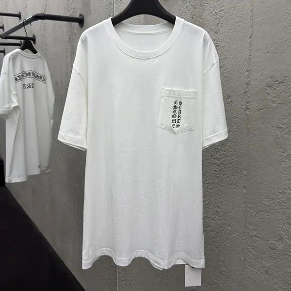 最新でオシャレ クロムハーツ スクロールラベル半袖Tシャツ Kul19805