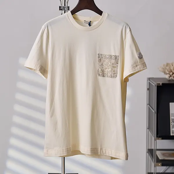 おすすめ モンクレール ペイズリーパターン コットン Tシャツ mom19580