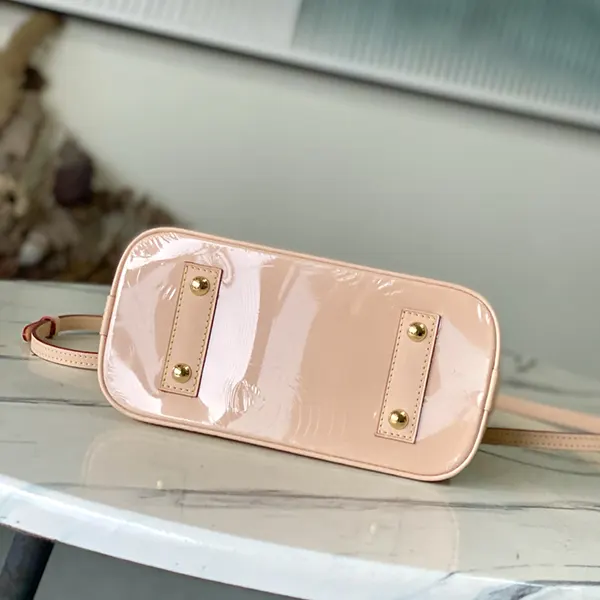 【爽やかカラー♪】ルイヴィトン★アルマ BB M28672