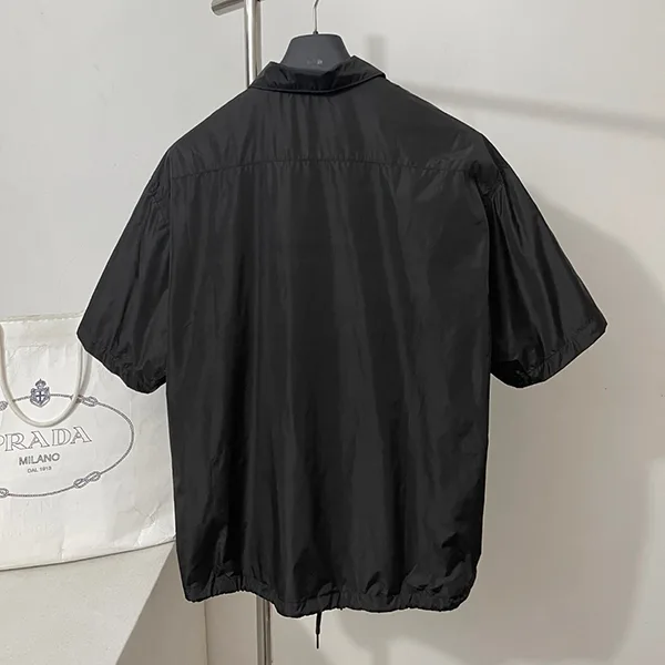 プラダ◆Re-Nylon 半袖 ジップアップシャツ メタルロゴ