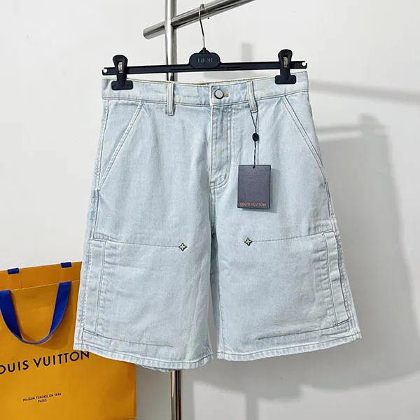 魅せる洗練カジュアル【ルイヴィトン スーパーコピー】デニム ショートパンツ 1AJRE0