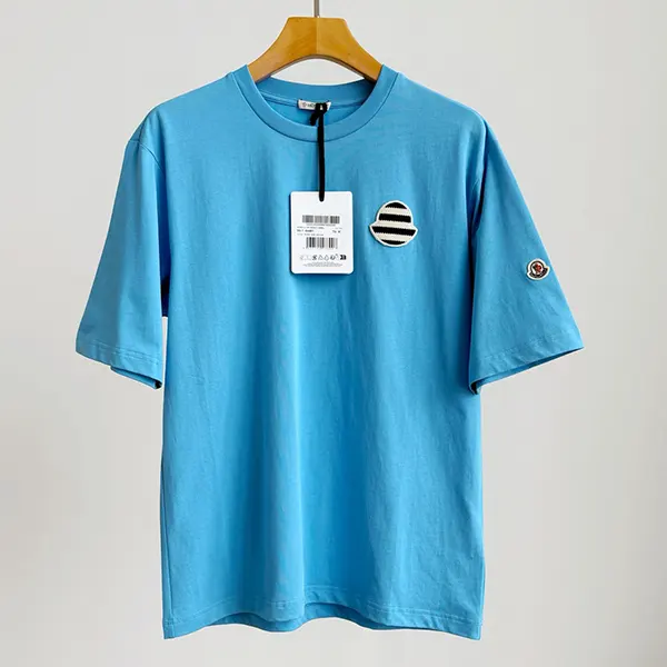 モンクレール ロゴパッチクルーネックTシャツ