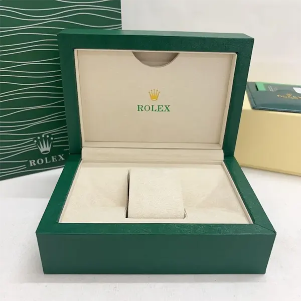 ロレックス 現行仕様 外箱・内箱・付属品フルセット (新ギャランティ完備)