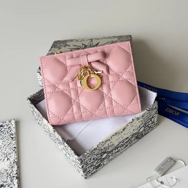 ディオール ダリア Lady Dior ウォレット S2605OUQA_M900