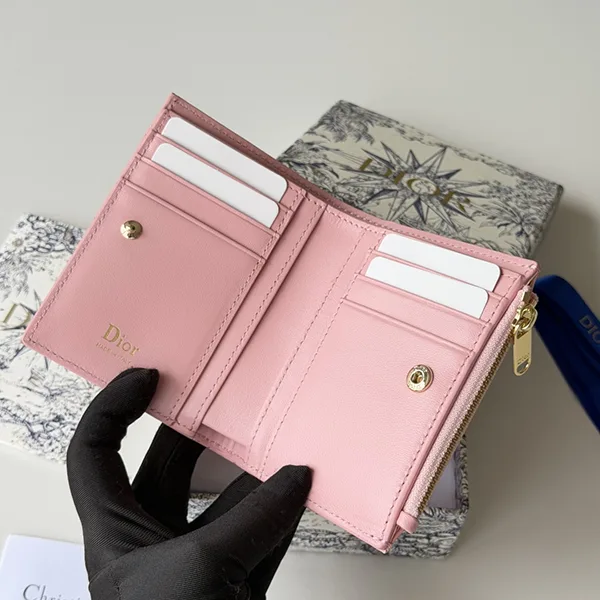 ディオール ダリア Lady Dior ウォレット S2605OUQA_M900