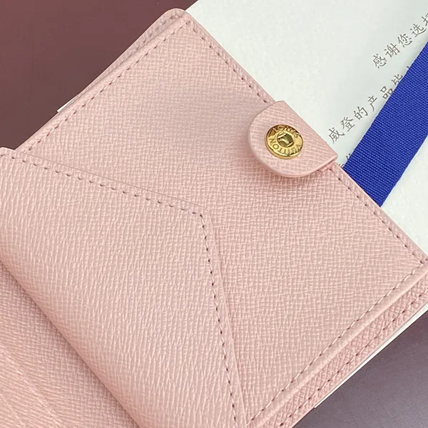 ルイ・ヴィトン ポケットウォレット LV チャーム M29058