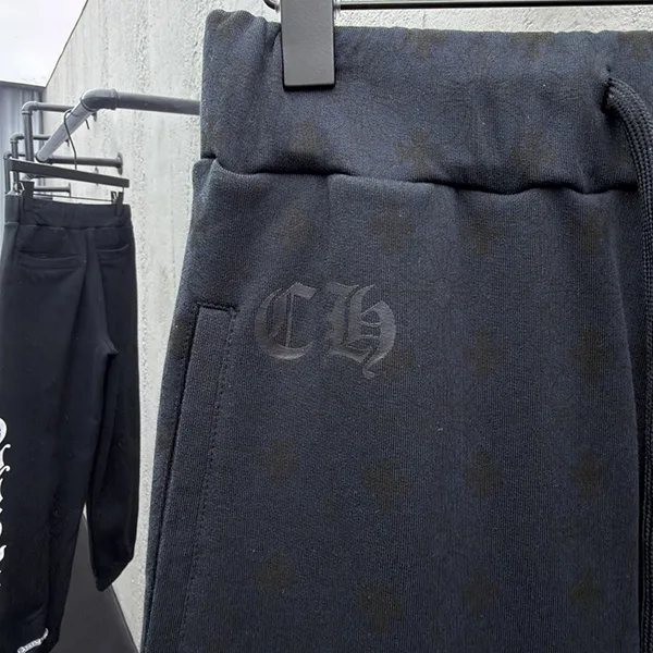 【クロムハーツ】CH プラス モノグラム スウェットパンツ コピー