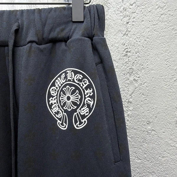 【クロムハーツ】CH プラス モノグラム スウェットパンツ コピー