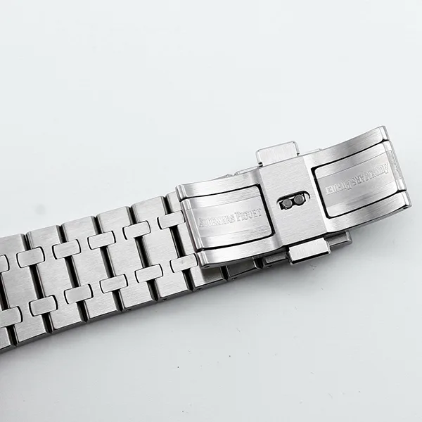 オーデマピゲ ロイヤルオーク フライングトゥールビヨン スーパーコピー 26530ST.OO.1220ST.01