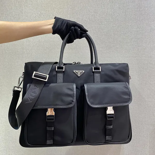 プラダ エクスプローラ Re-Nylon レザー トートバッグ