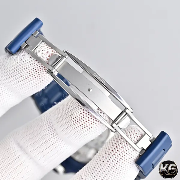 シャネル J12 コピー 38 33mm マットブルー セラミック ステンレススティール