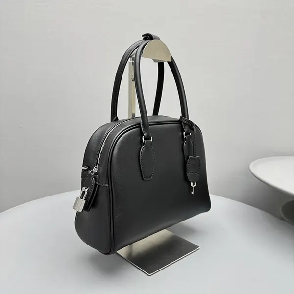 ザ・ロウ India 12.00 レザー トップハンドルバッグ