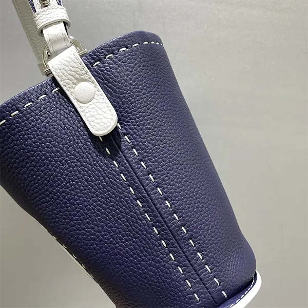 デルヴォー スーパーコピー 王室御用達《Pin Daily Surpique》ネイビー AA0551ATT0AKGPA