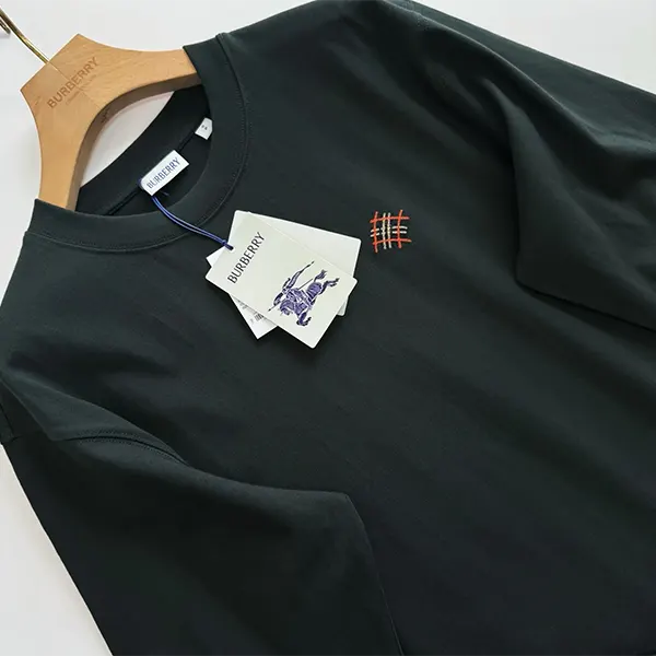 バーバリー ロングスリーブ ロゴ コットンTシャツ スーパーコピー 81326901