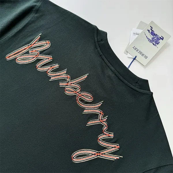 バーバリー ロングスリーブ ロゴ コットンTシャツ スーパーコピー 81326901