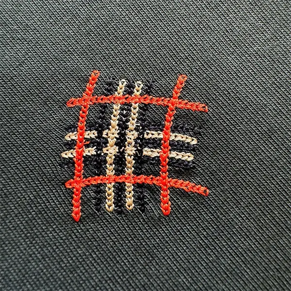バーバリー ロングスリーブ ロゴ コットンTシャツ スーパーコピー 81326901