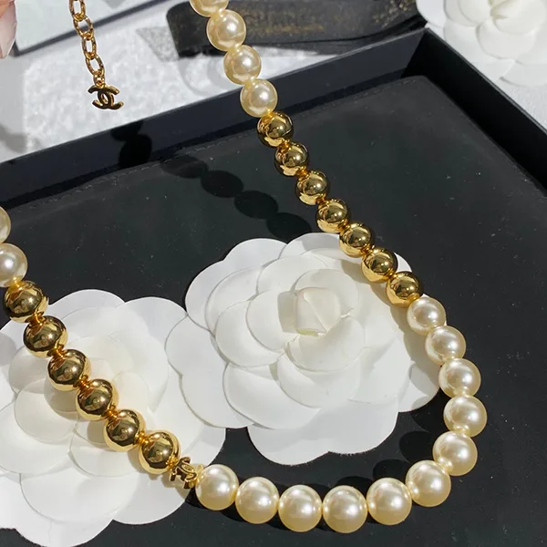 大人の品格【シャネル】上品 パールネックレス CCマーク ABI030-B25739-UC951