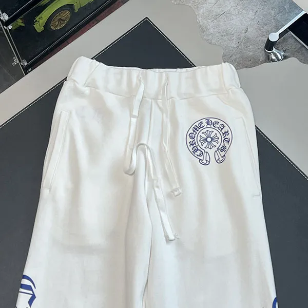 クロムハーツ スーパーコピー スウェット パンツ ホースシューエンブレムブルーホワイト