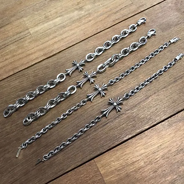 クロムハーツ n級品 シルバー 925 ペーパーチェーン クロス ブレスレット