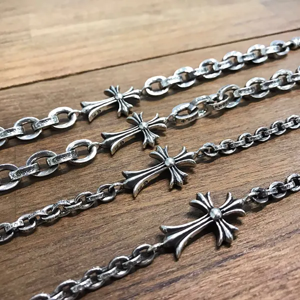クロムハーツ n級品 シルバー 925 ペーパーチェーン クロス ブレスレット