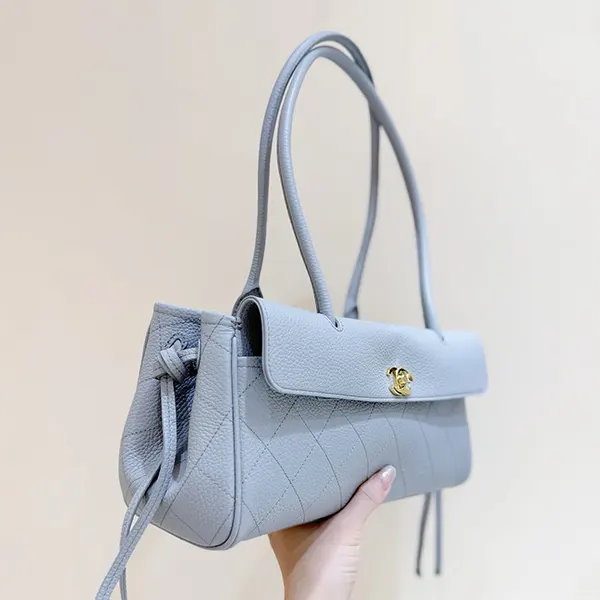 シャネル スモール ショッピング バッグ AS6288 B24248