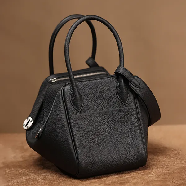 ☆超人気☆エルメス リンディ26 ハンドバッグ 偽物 シルバー金具he26130