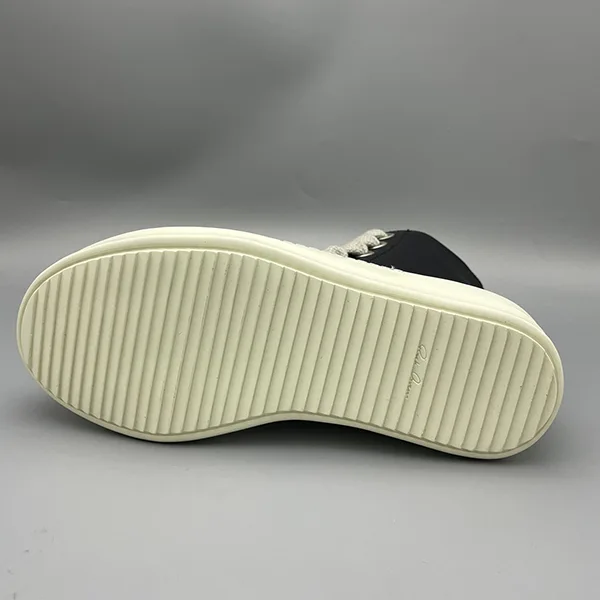 リックオウエンス 偽物 JUMBOLACE SNEAKERS ジャンボレーススニーカー