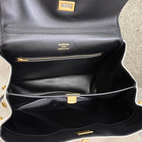 バレンシアガ Rodeo Handbag Small ロデオ ハンドバッグ スモール 7897792ACNP9260